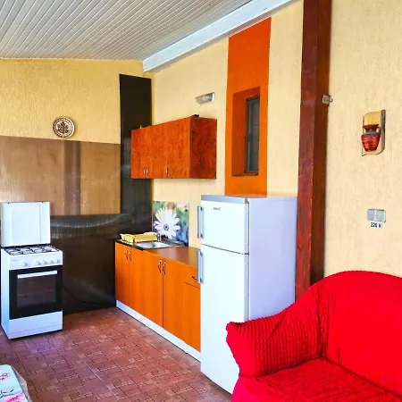 Maris Guest house